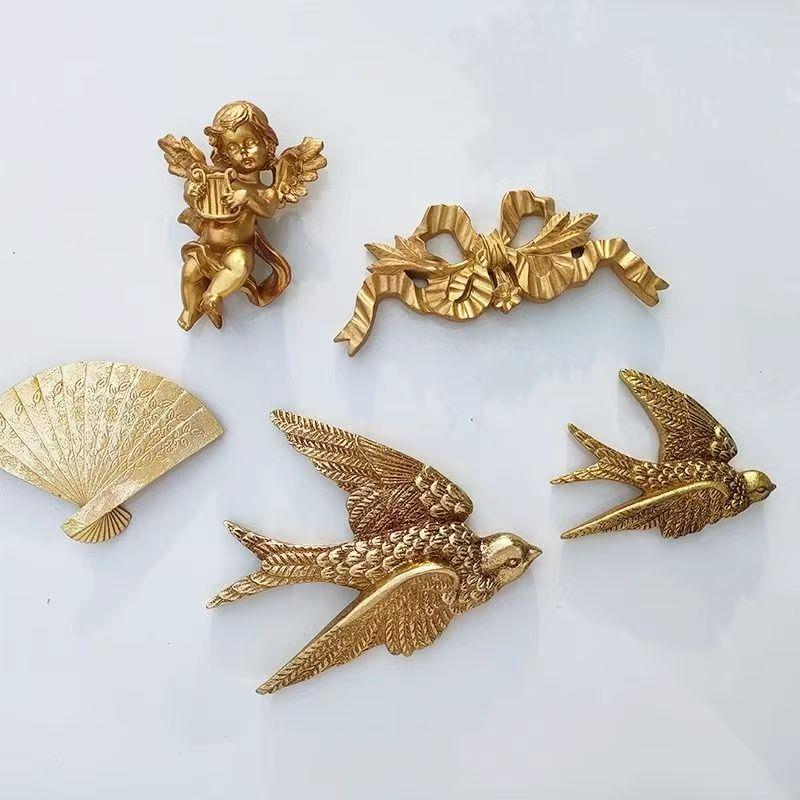 欧式金色小天使挂墙壁饰扇子蝴蝶结拍照道具法式覆古飞燕挂件装饰