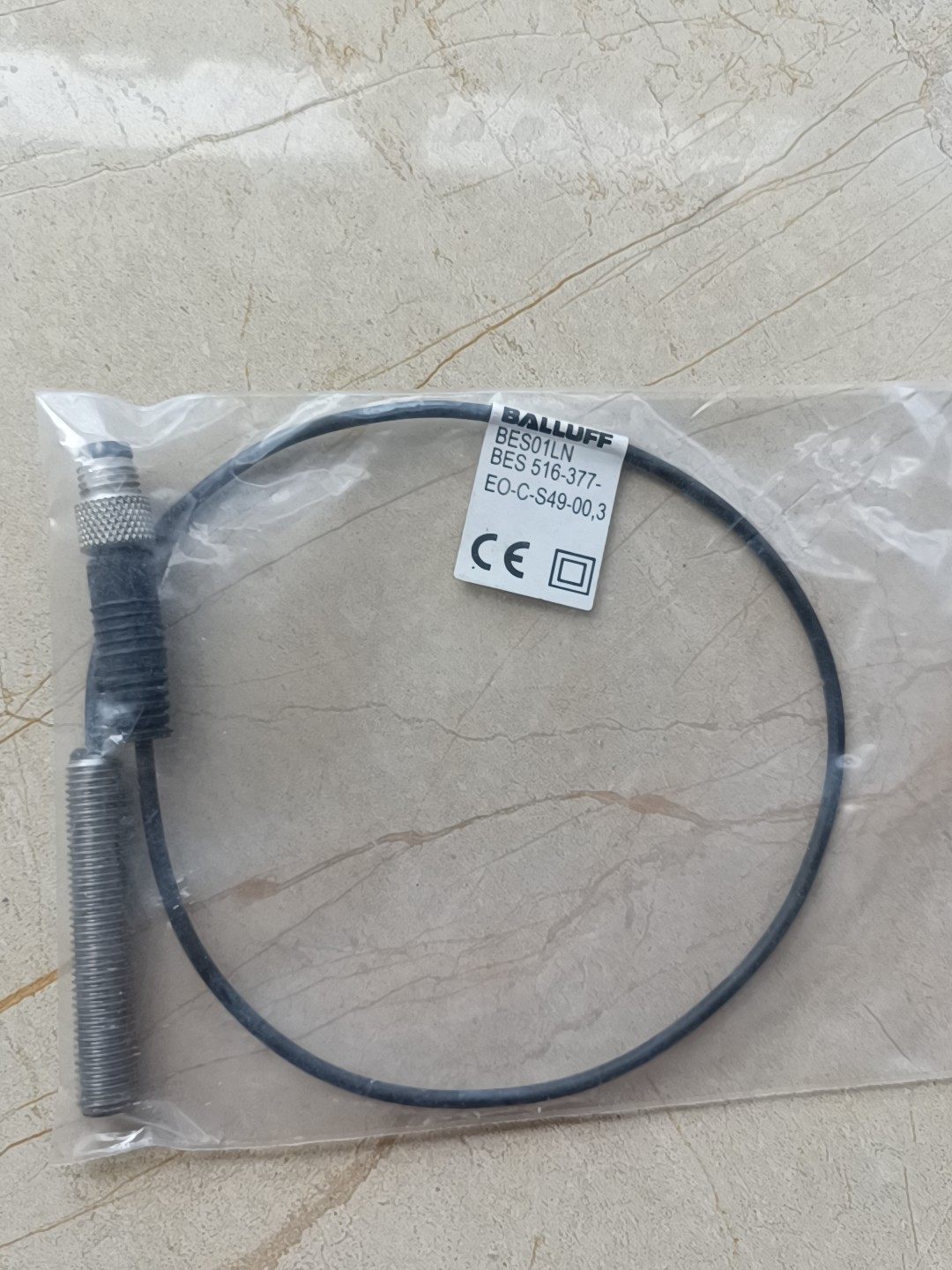 巴鲁夫BES01LN全新没有包装