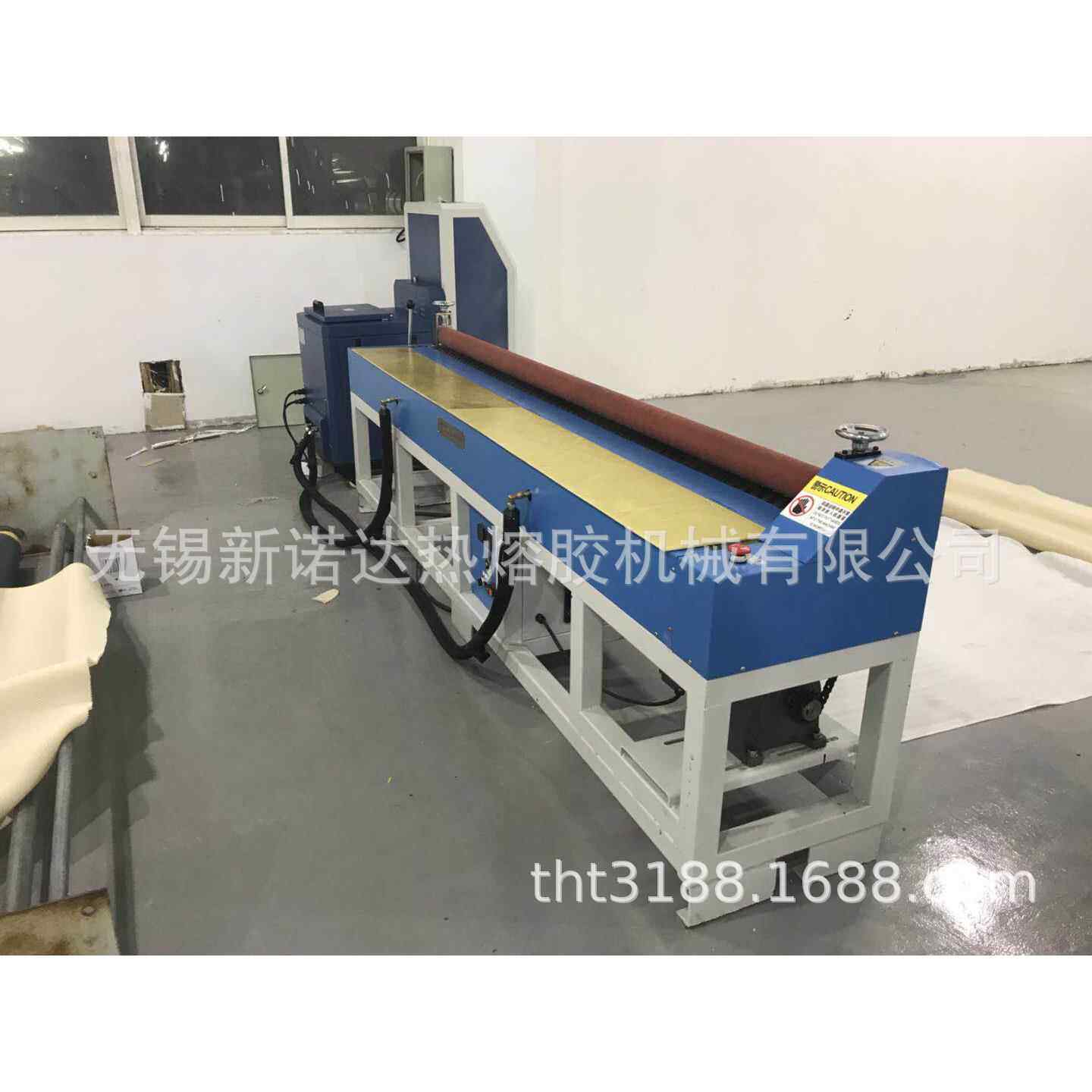 厂家供应2米宽幅地毯防滑热熔胶过胶滚胶机防滑地毯涂胶机上胶机