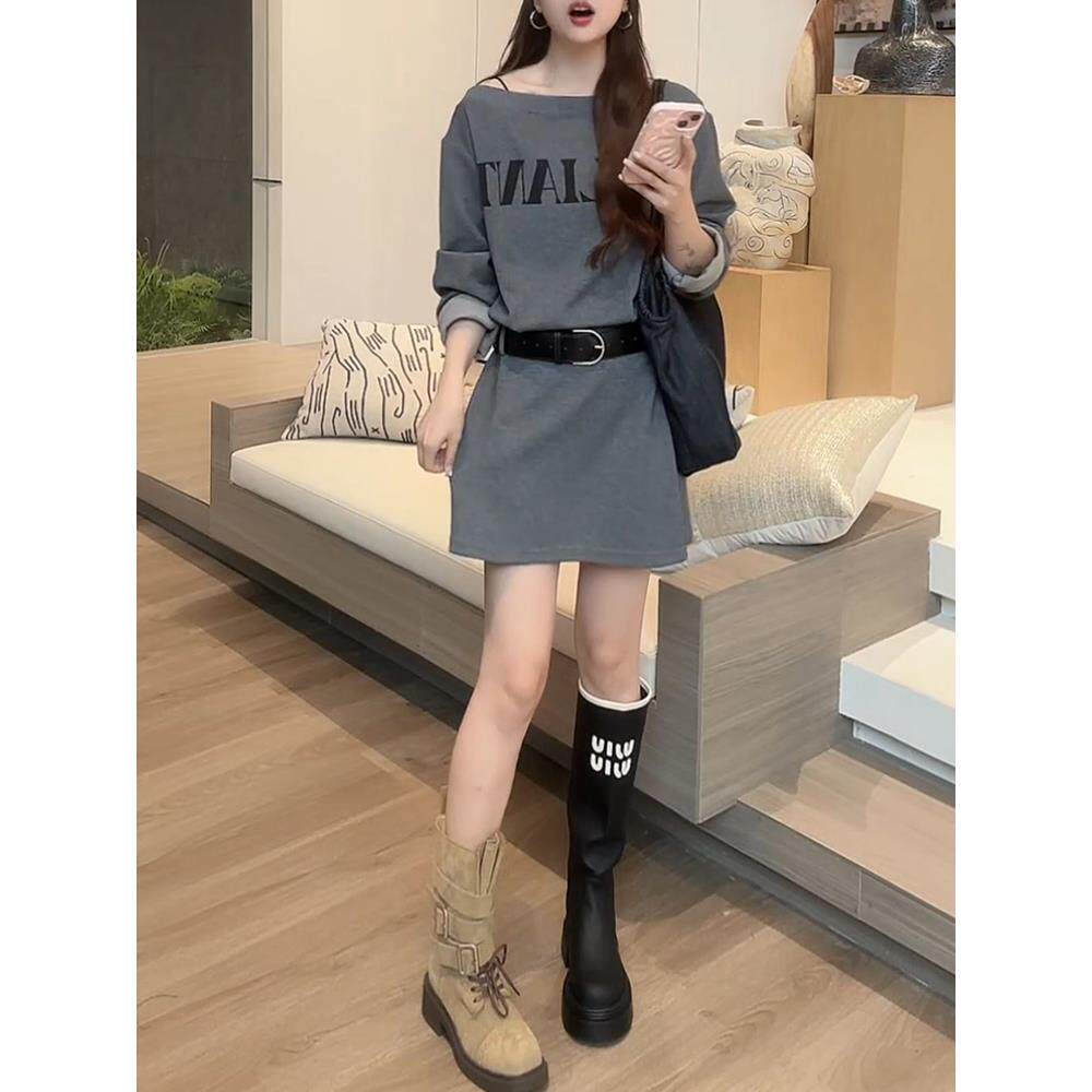 欧洲站气质休闲一字肩针织连衣裙女2025年秋季新款设计感减龄短裙