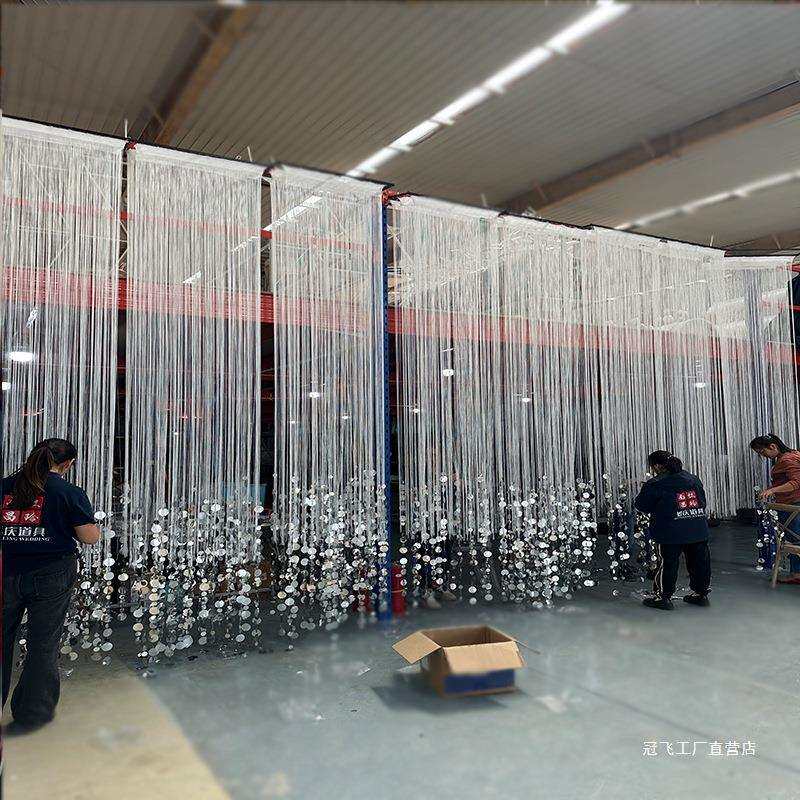 新款婚庆线帘流苏亮片挂件成品吊顶酒店婚礼堂路引灯背景圆片装饰