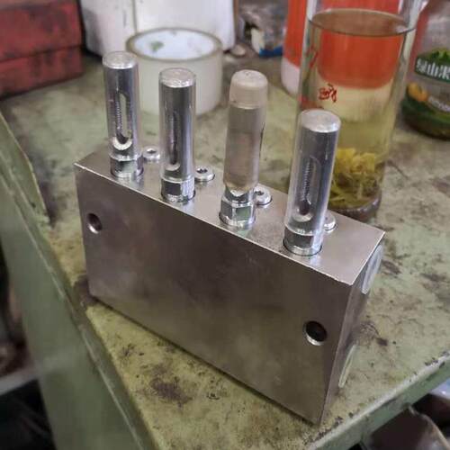 4SDPQ-L双线分配器DV-44H SSPQ-L 20Mpa黄油给油器多管路