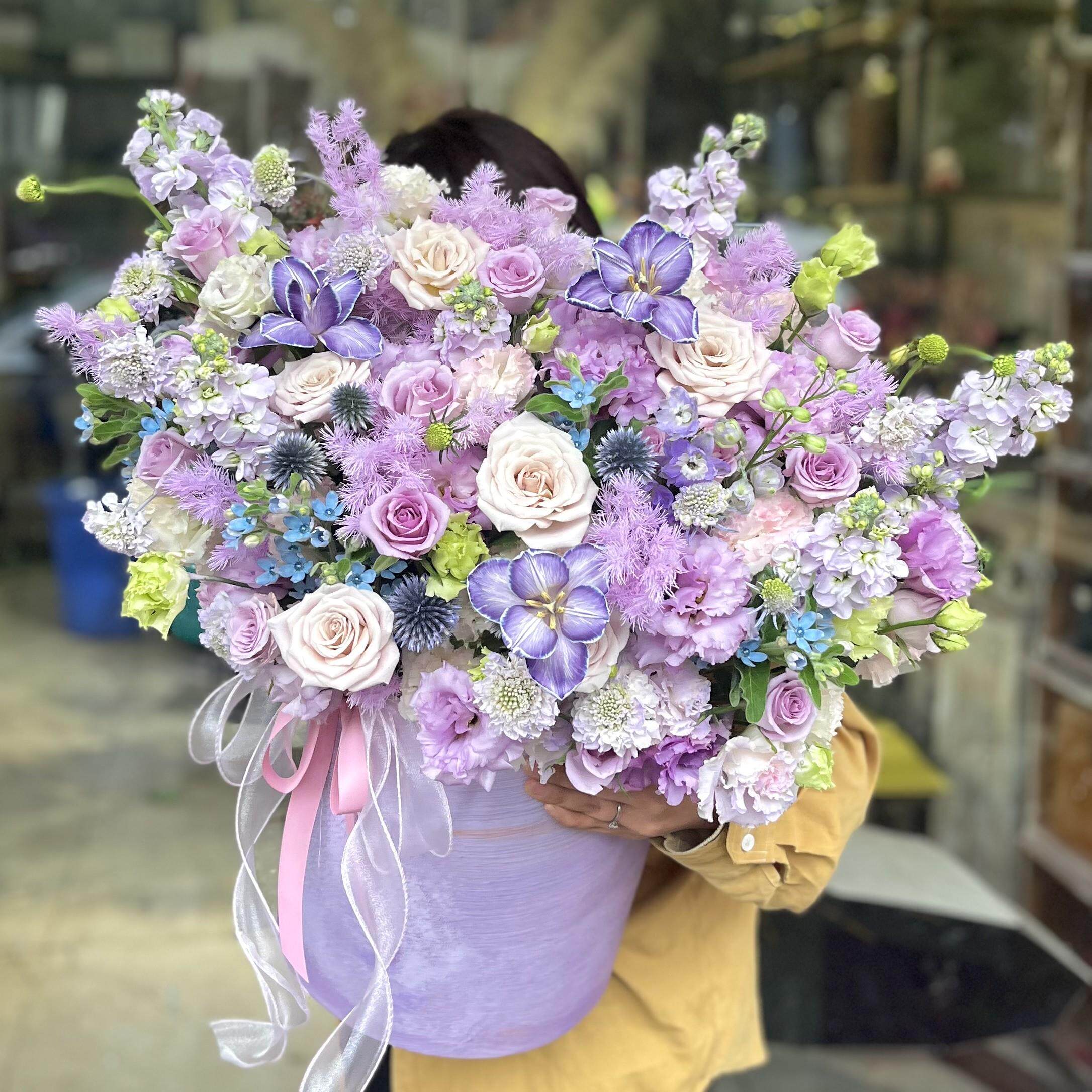 西安鲜花同城速递玫瑰向日葵抱抱桶田园风送女友闺蜜生日乔迁祝福