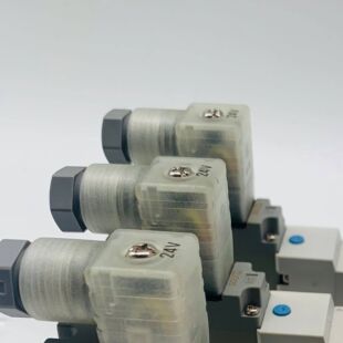 7220 6LZD 7520 7420 7320 电磁阀SY7120 SMC原装