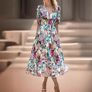 cinched waist collar and long Dress printed with