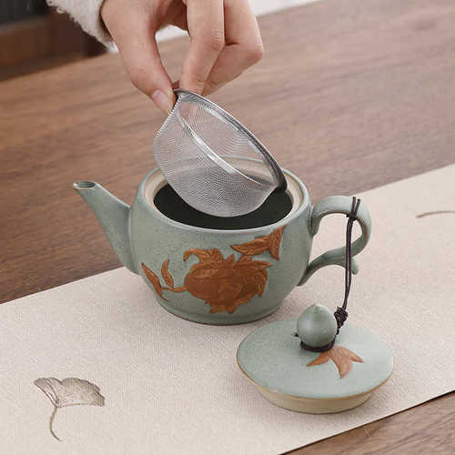 抹茶绿旅行茶具套装陶瓷浮雕寿桃茶壶户外便携1壶3杯皮包整套礼品