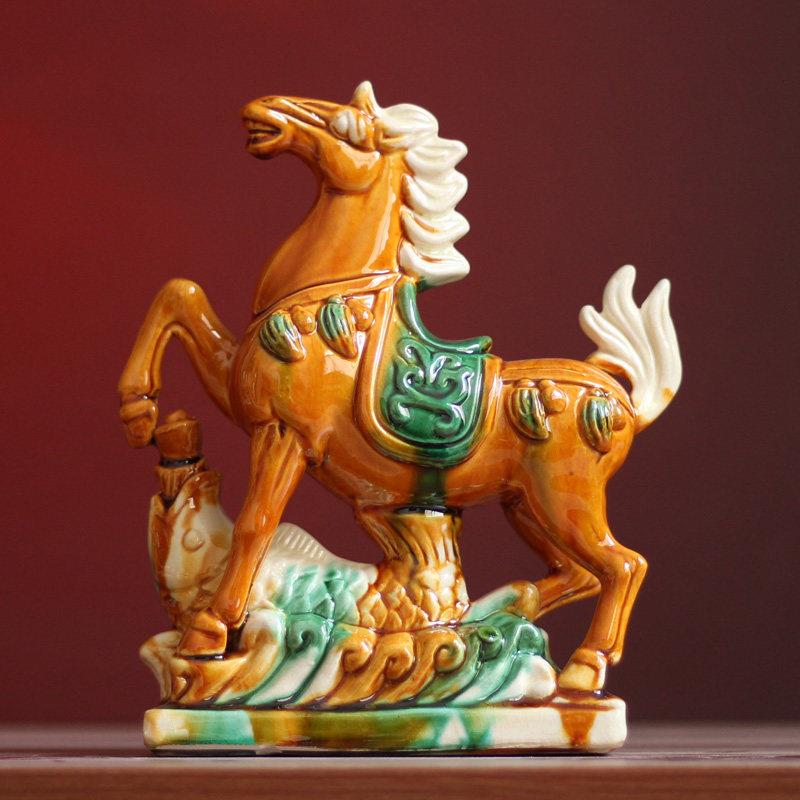 唐三彩马陶瓷马饰品六马饰品礼品新中国风客厅入口家装工艺品