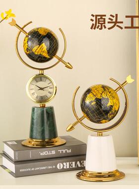 爆款客厅简约轻奢地球钟表摆件创意办公室玄关金属装饰工艺品