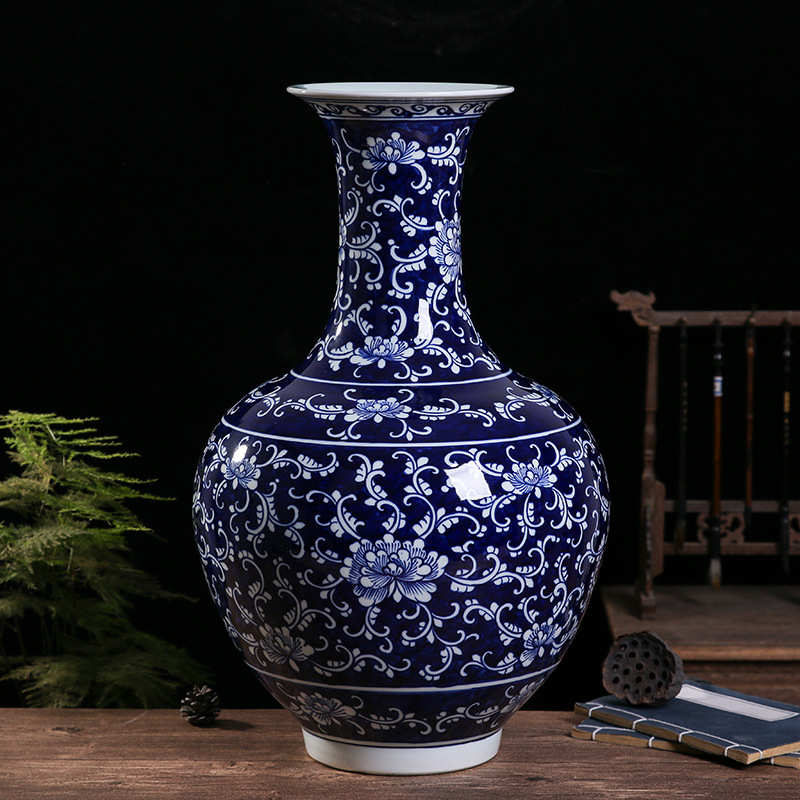 青花手绘牡丹大赏瓶 景德镇陶瓷中式客厅办公摆件 瓷器家居工艺品
