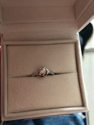 钻石世家女款结婚求婚定制白钻戒优缺点曝光分析