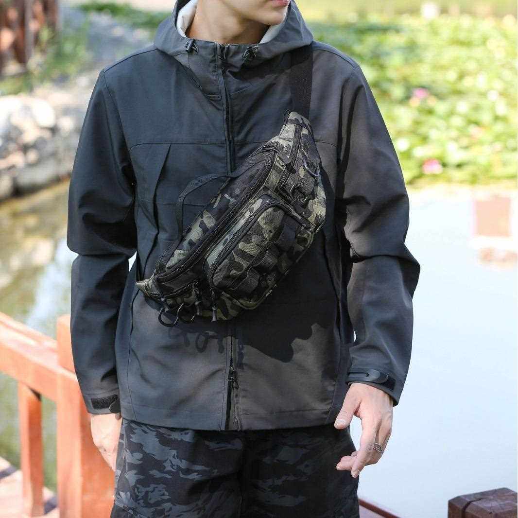 新款直销新款路亚腰包男多功能运动防水挎包户外骑行垂钓旅行工具