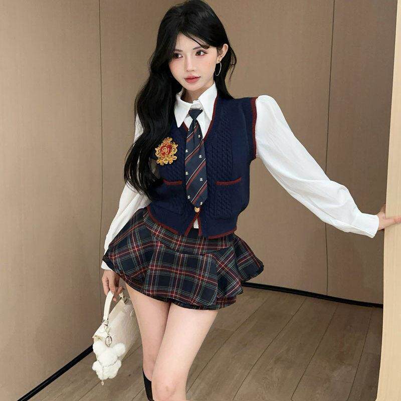甜辣美式学院风套装裙针织背心马甲长袖领带衬衫格子短裙三件套