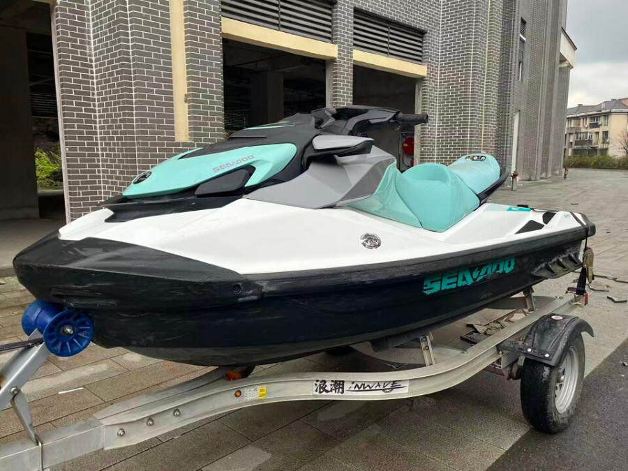 资产处置25年下水庞巴迪gti130摩托艇