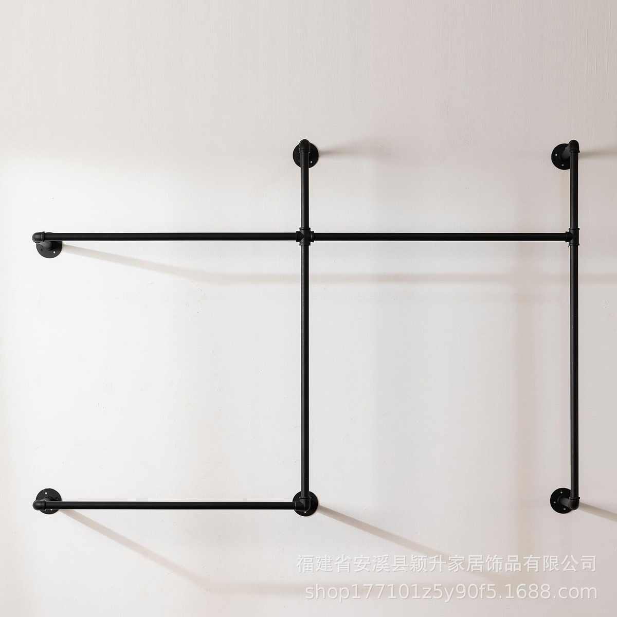 工业风管道衣帽架上墙衣架晾衣杆服装店展示架晾衣杆置物架