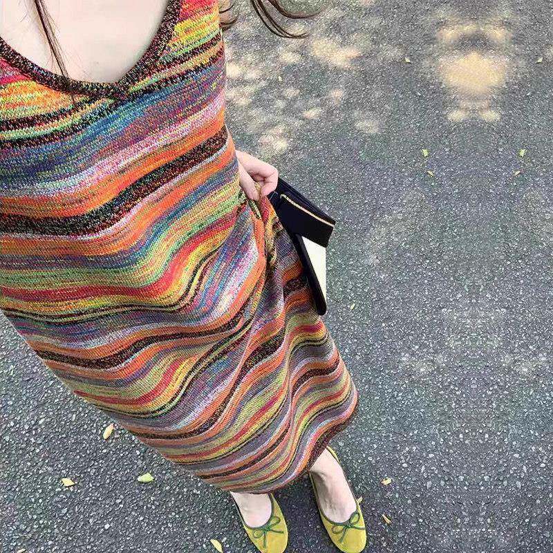 彩虹吊带裙2024新款女夏季叠穿内搭大尺码胖女孩a字吊带洋装长裙