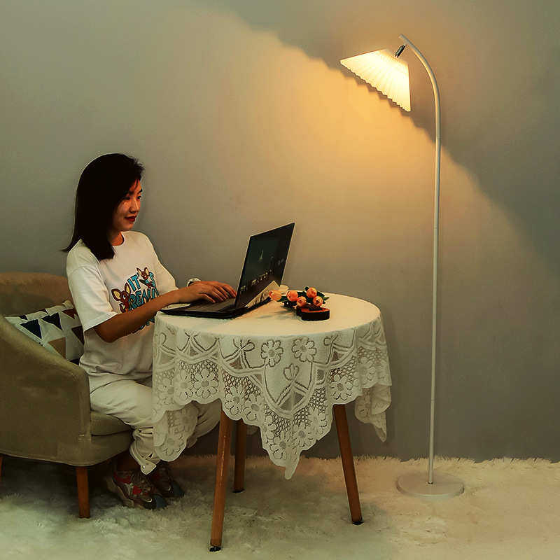 钓鱼落地灯客厅卧室ins风补光灯创意床头灯简约沙发傍边立式台灯