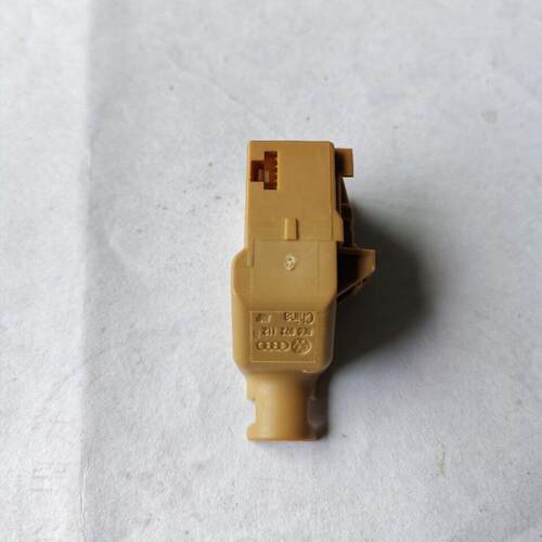 供应1534096-2汽车连接器8E0972112现货
