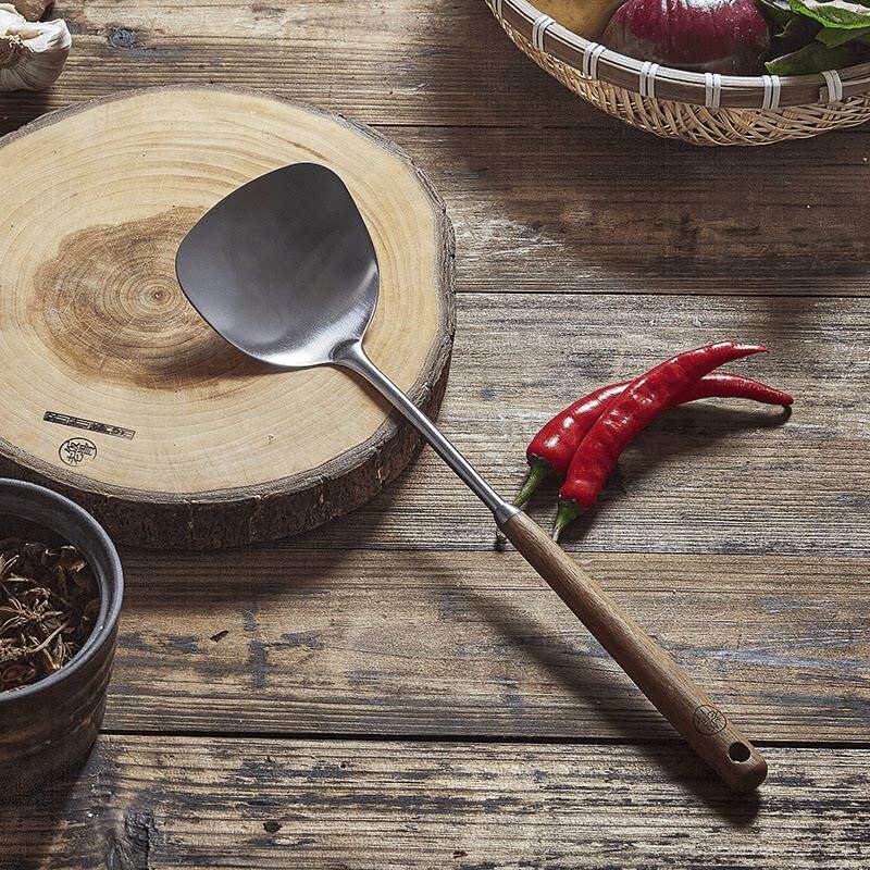 【老米骨】中国刮刀,食品级304不锈钢木柄烹饪,防烫厨房家庭