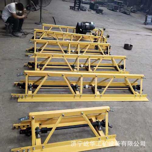 厂家供应汽油框架式自由组合振动梁混凝土路面捣鼓震动整平机