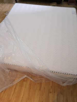 买乳胶床垫是喜临门好还是梦神好？最新评测教你如何选