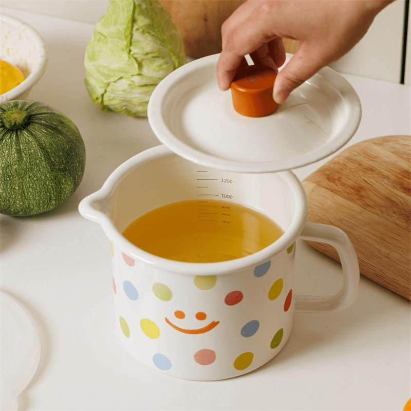 带盖子珐瑯搪瓷油壶小汤锅大容量烘焙量杯泡面 面杯带嘴奶杯煮奶,厨房/烹饪用具,杯子,淘宝优惠券,粉丝福利购,淘宝优惠卷