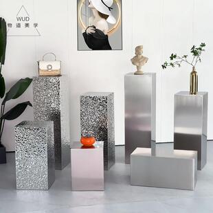 水波纹板不锈钢展示台定制拉丝镜面女装店鞋店中岛模特地台展示台