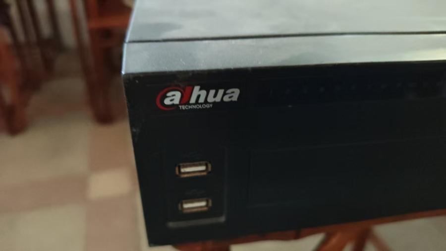 11月28日北京【京械5978】单位淘汰报废处置32路高清数字硬盘录像机一台（不含托及后面物品）网络拍卖公告