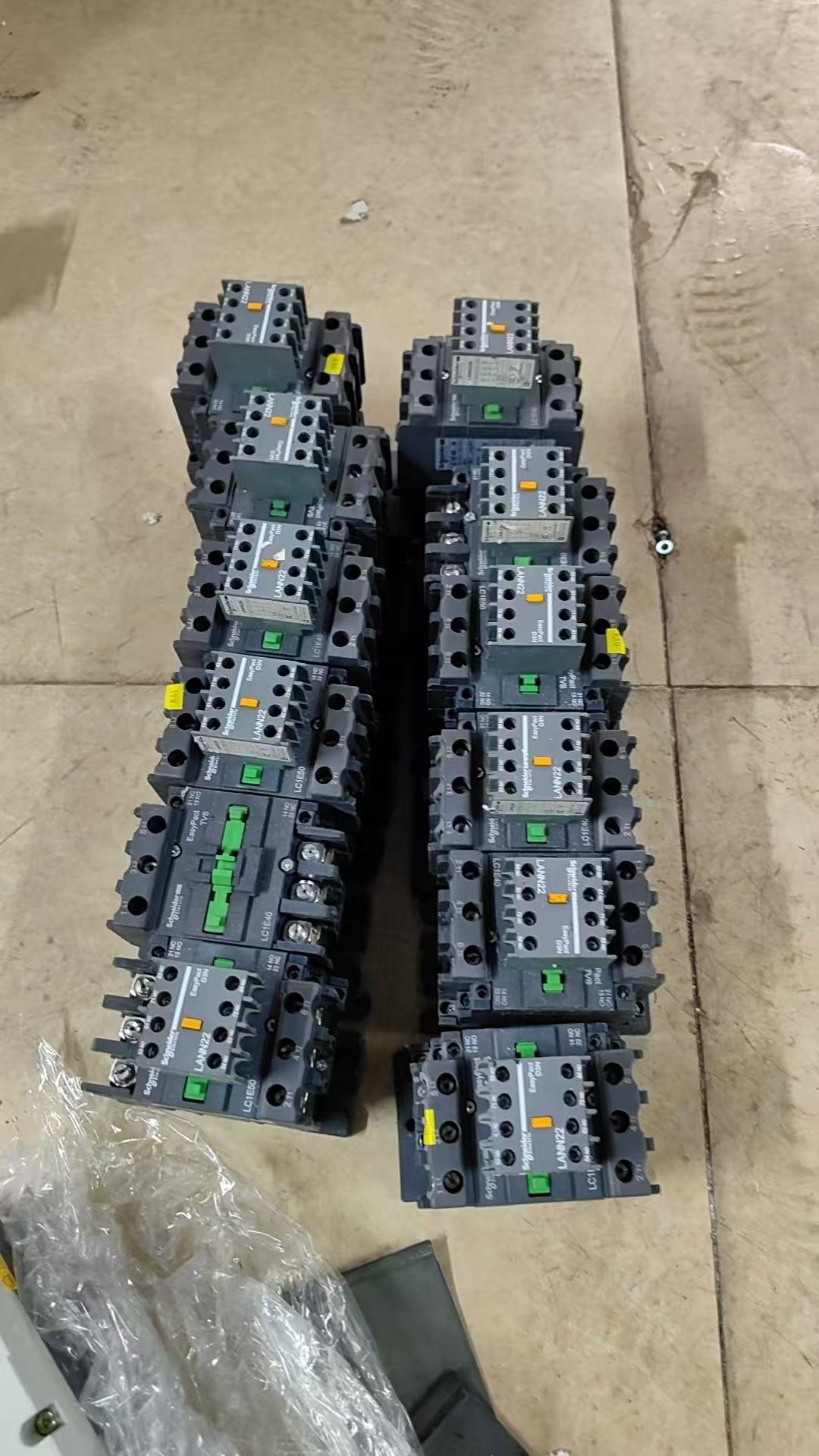 施耐德接触器40