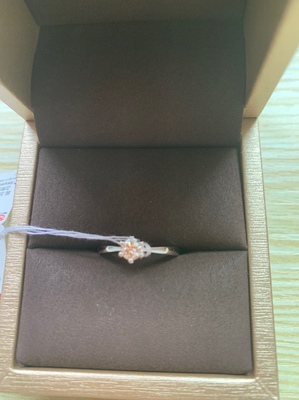 周六福珠宝求婚戒指怎么样?到底好不好？聊下感受