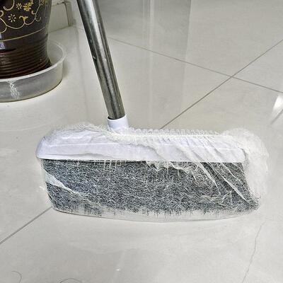 Eyebrow razor for easy and safe eyebrow grooming, comes with