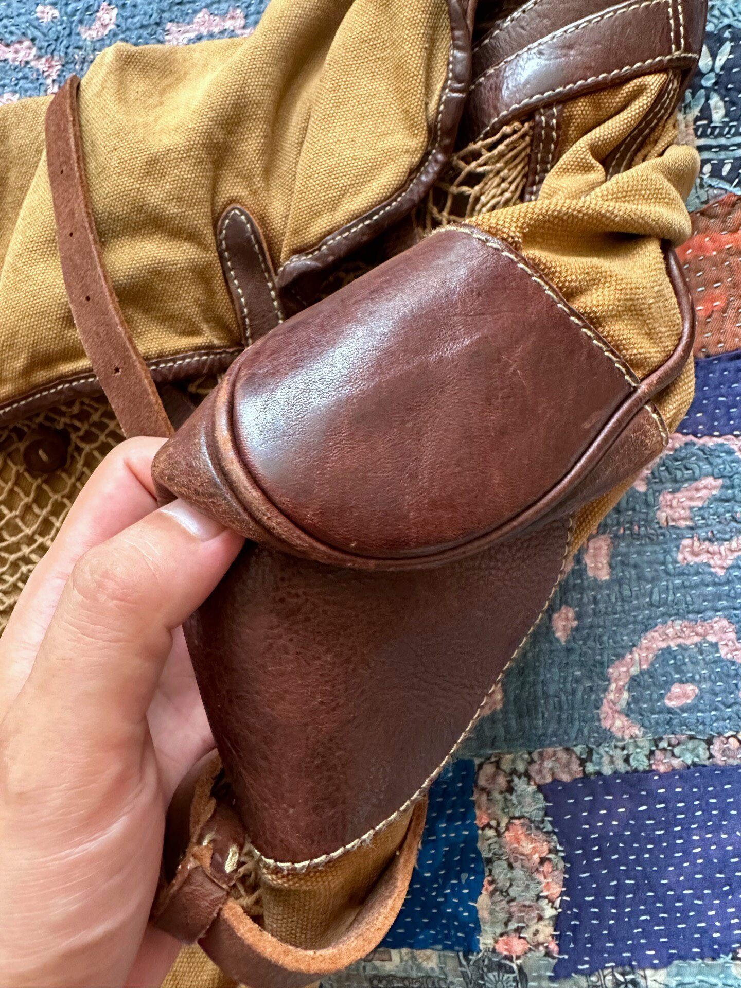 Yellow Canvas Mesh Vintage Crossbody Bag — detail