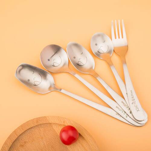 Wholesale children's utensils options include stainless stee