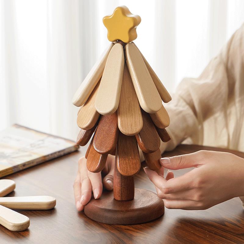 北欧风格实木隔热垫 防烫锅垫可折叠圣诞树造型餐桌摆件 四片装创