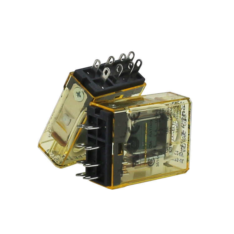 IDEC和泉二开二闭8脚3A带灯电磁中间继电器RY2S-UL-D24 DC24V
