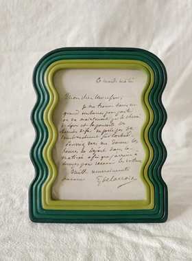 轻奢ins绿色树脂相框现代简约小众艺术装饰画中古风画框桌面摆台