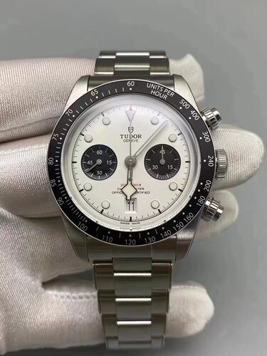 [9.8新]帝舵碧湾系列M79360N-0002自动机械41mm男士腕表正品