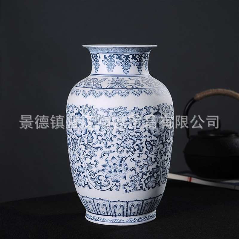 景德镇青花瓷缠枝莲花瓶陶瓷釉里红薄胎瓶家居书房办公室装饰摆件
