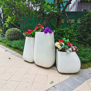 深圳龙岗玻璃钢花盆商场酒店简约花坛美陈艺术户外组合花钵容器