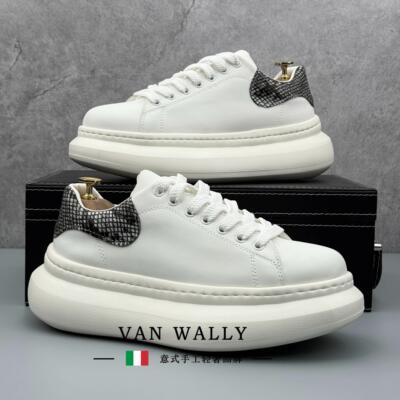 VAN WALLY小白鞋男高级感秋季厚底增高男板鞋白色运动休闲男鞋