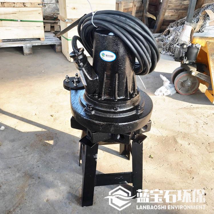 钢制防腐支架低噪音潜水曝气机QXB1.5kw自吸式水下离心爆气风机
