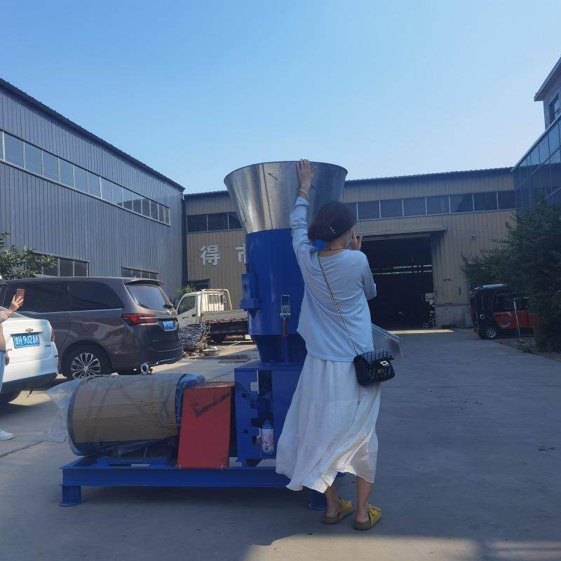 小型饲料颗粒机大型多功能养殖牛羊饲料机家用畜牧秸秆玉米制粒机图片