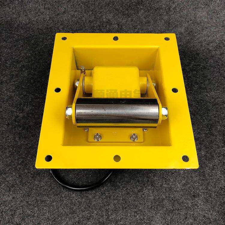 嵌入式提升机跑偏开关XTDP-1 PK-TP拉链机刮板机胶带防跑偏开关