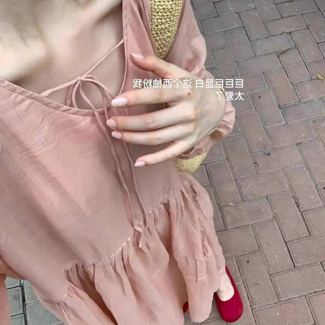 极速粉色棉麻长袖连衣裙女高级感2026早秋新款女装大码遮肚显瘦大
