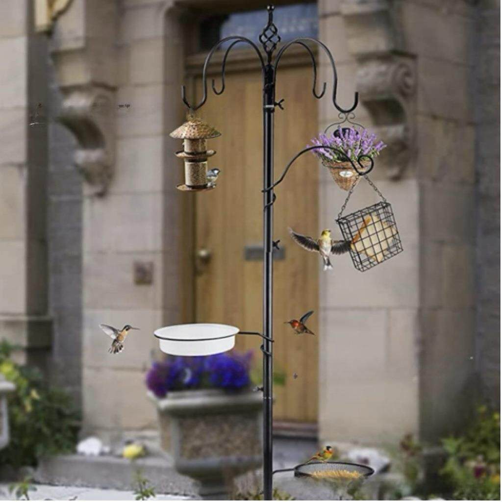 2025新款铁艺工艺品摆件户外庭院灯挂钩悬挂式鸟类喂食器厂家