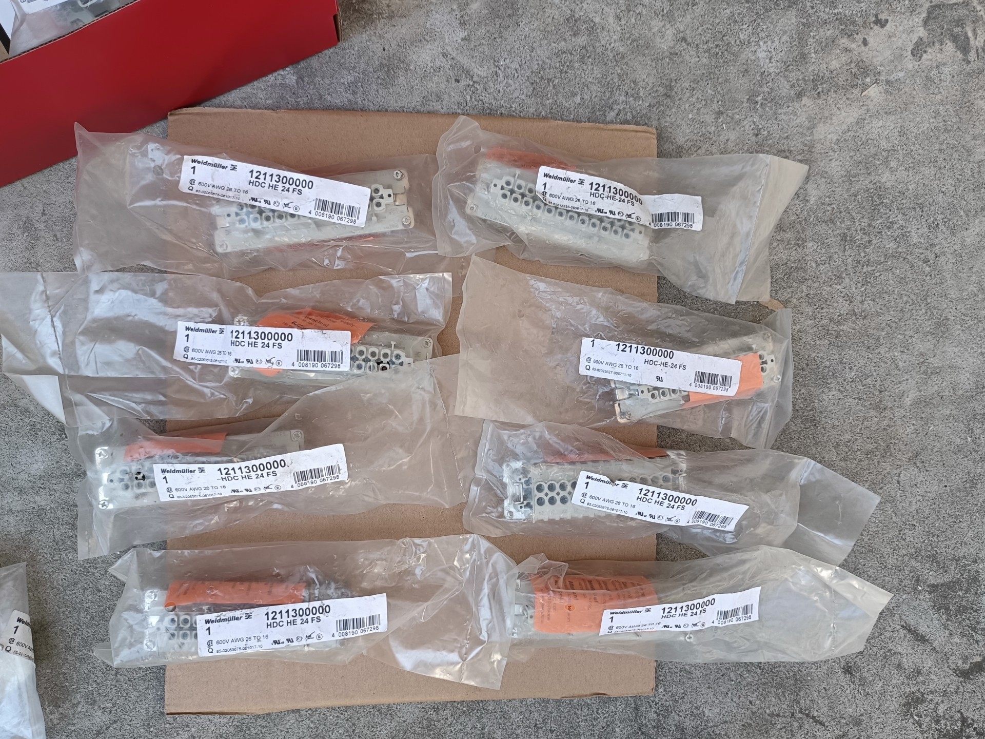 全新魏德米勒24芯连接重载连接器 ，