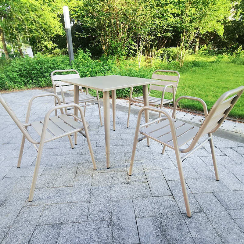 北欧户外铝合金桌椅咖啡厅甜品店奶茶店外摆阳台桌椅全铝椅子组合