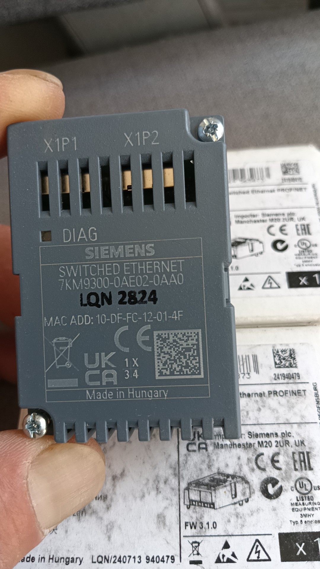 西门子7KM9300-0AE02-0AA0 全新未使用24年