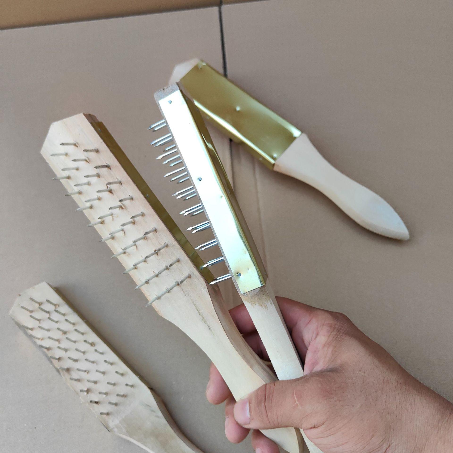 钢木柄包铁皮钢钉鱼刷 刮鱼鳞器钢钉刷去鳞器刷子杀鱼工具鱼鳞刨