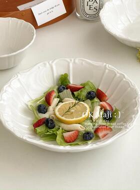 2025新型家用陶瓷碗精美纯白色蕾丝浮雕汤碗风格高看水果沙拉碗