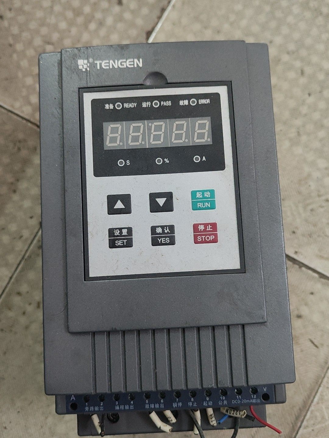 天正TENGEN软启动器，型号TGS3-75，380V，75